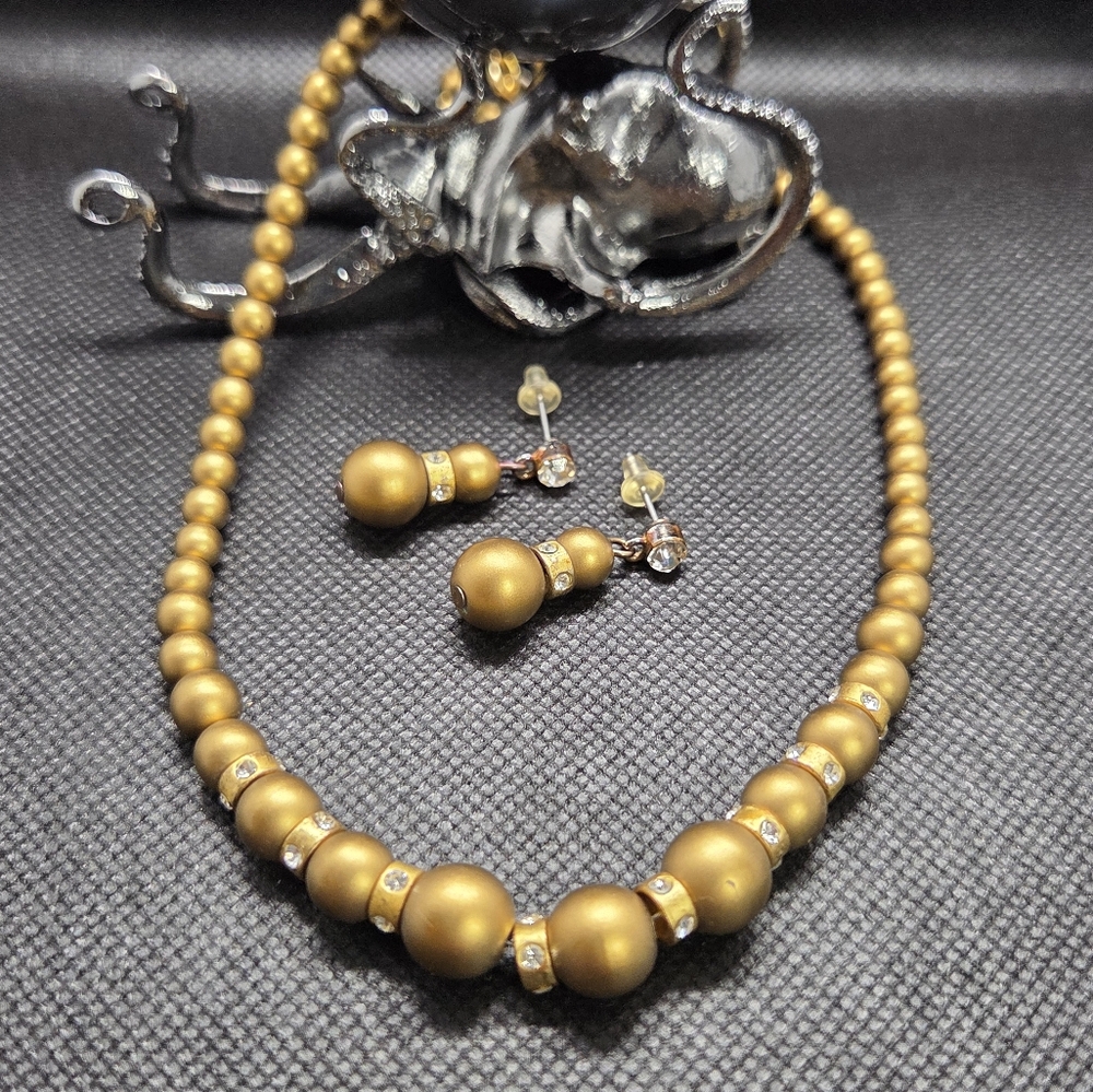 Necklace and Earrings Set, Gold Beads and Crystals ☠️3 For $20 Item